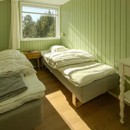 4 Bedroom Lovely In *